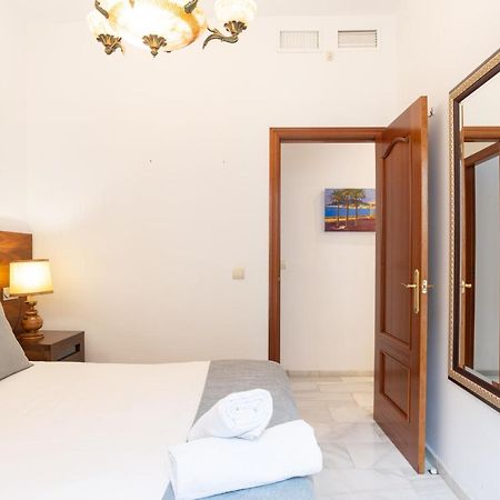 Urbe10 Marin Garcia 2 Bedrooms Apartment Malaga Bagian luar foto